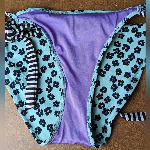 Victoria Secret Bombshell 2 Piece Bikini - Picture 11 of 13